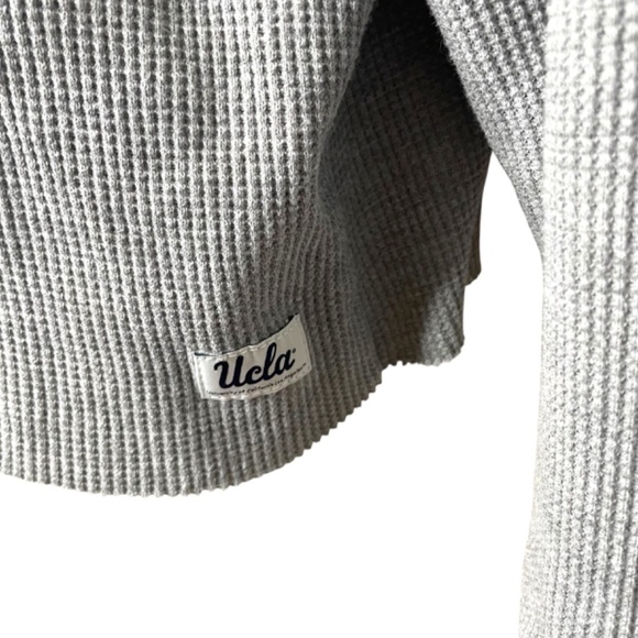 UCLA Thermal Boxy Long Sleeve Top 🤍 - Picture 5 of 9